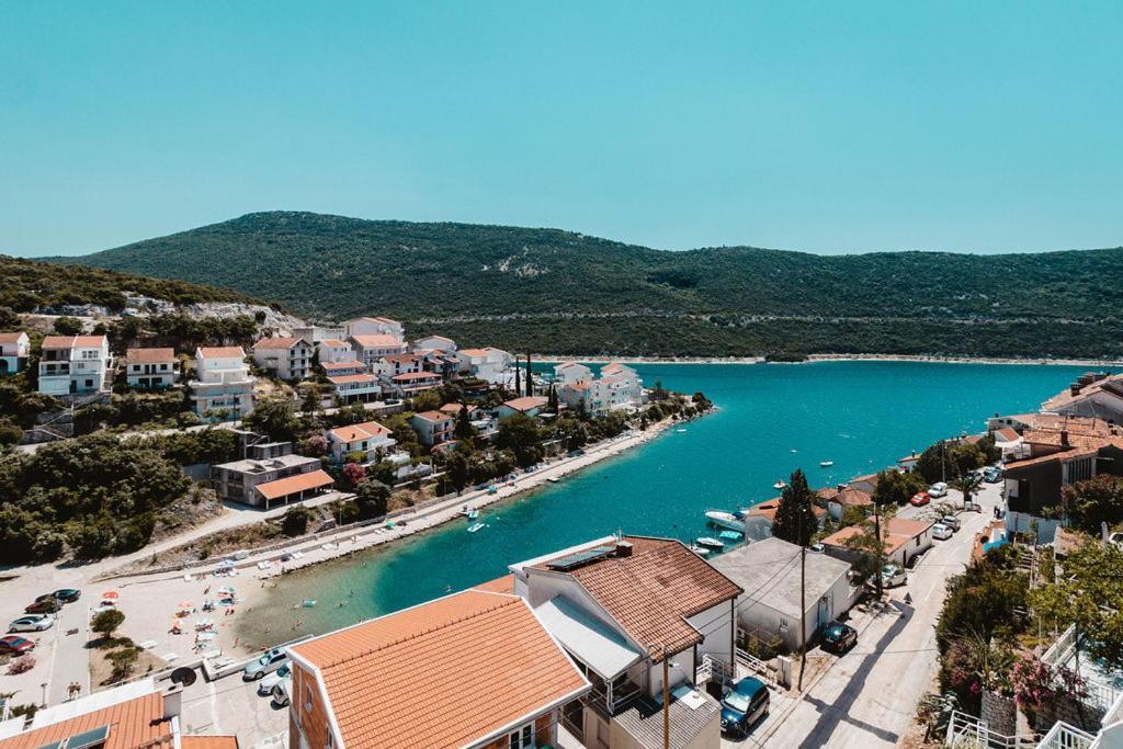 Villa Tiha Luka نيوم المظهر الخارجي الصورة
