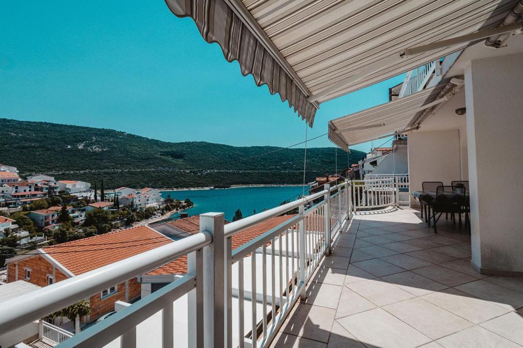 Villa Tiha Luka نيوم المظهر الخارجي الصورة