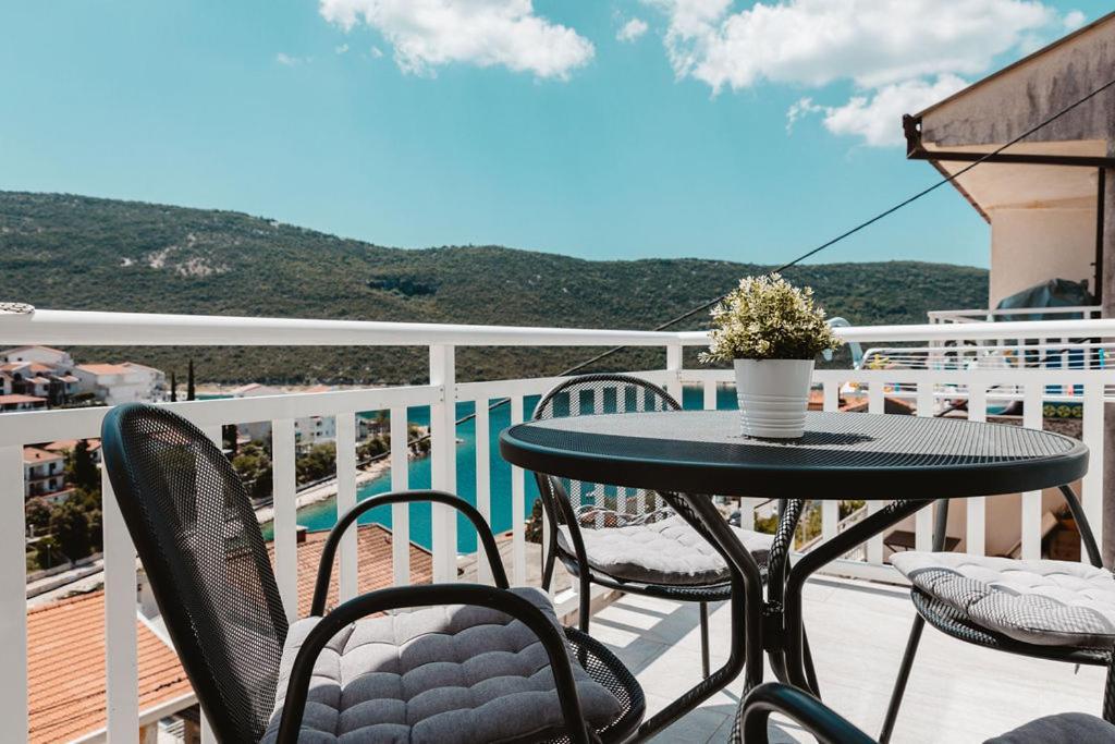 Villa Tiha Luka نيوم المظهر الخارجي الصورة
