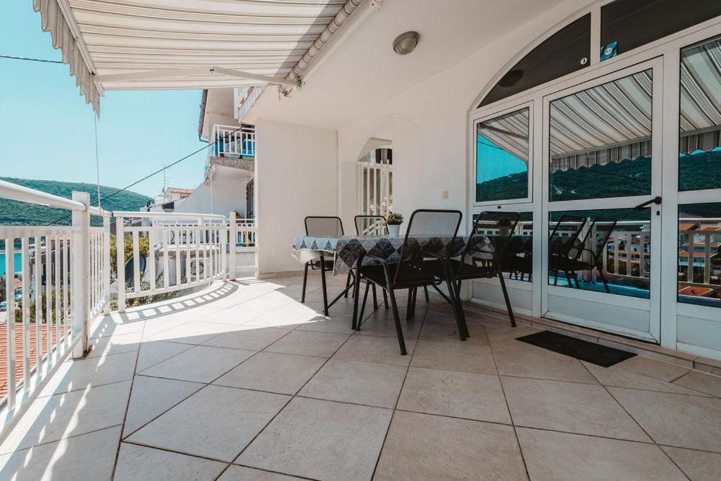Villa Tiha Luka نيوم المظهر الخارجي الصورة