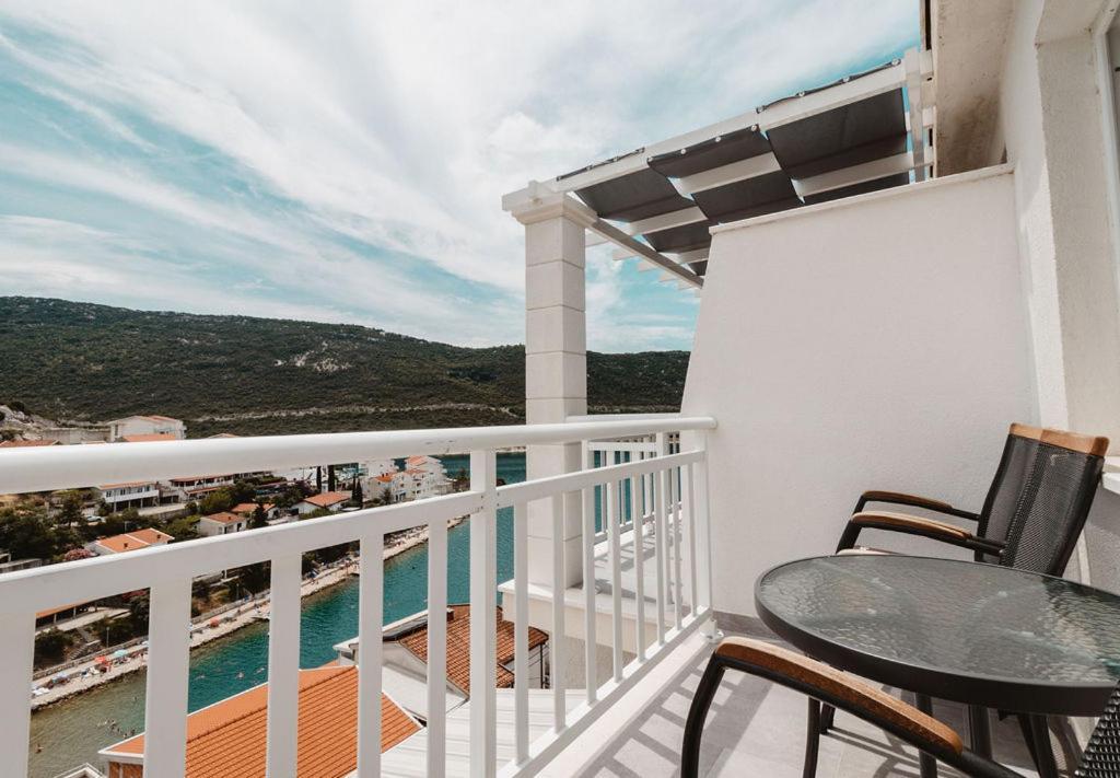 Villa Tiha Luka نيوم المظهر الخارجي الصورة