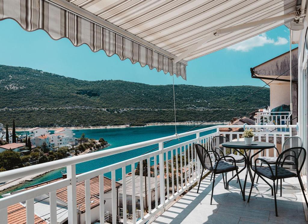 Villa Tiha Luka نيوم المظهر الخارجي الصورة